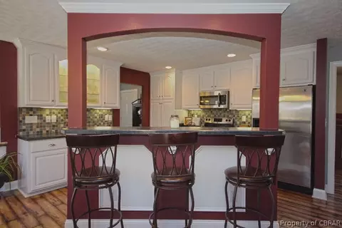 5297 Liberty Ct, Gloucester, VA 23061 photo 8