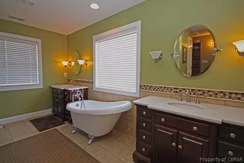 5297 Liberty Ct, Gloucester, VA 23061 photo 12