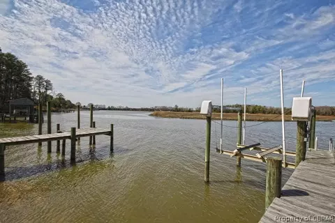 2735 Shell Rd, Gloucester, VA 23061 photo 22