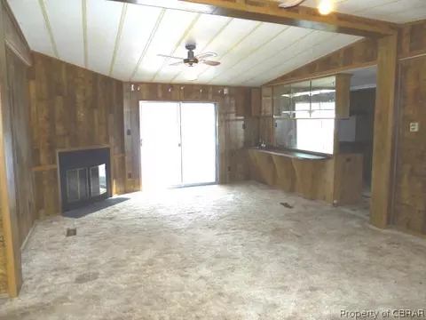 6397 Belroi Rd, Gloucester, VA 23061 photo 4