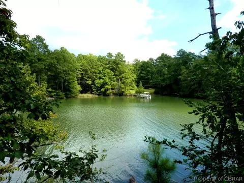 303 Berkeley Forest Rd, Weems, VA 22576 photo 7