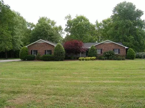 50 Waterview Dr, Weems, VA 22576 photo 1