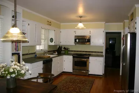 50 Waterview Dr, Weems, VA 22576 photo 9