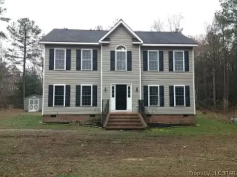 9386 Sheldon Ln, Gloucester, VA 23061 photo 1