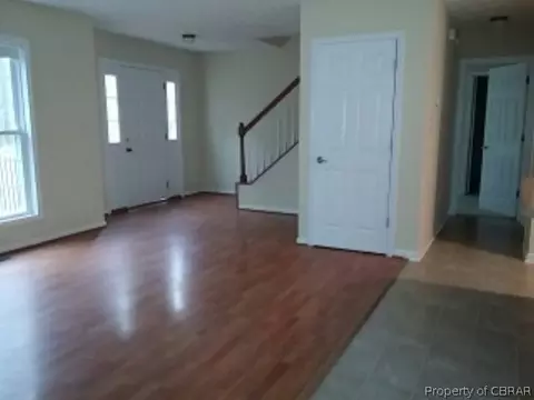 9386 Sheldon Ln, Gloucester, VA 23061 photo 7
