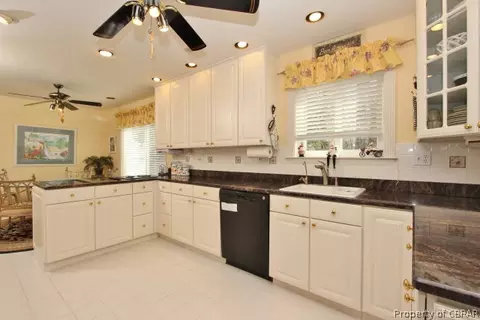 526 Yankee Point Rd, Lancaster, VA 22503 photo 31
