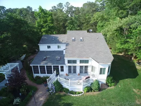 526 Yankee Point Rd, Lancaster, VA 22503 photo 13
