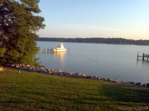 526 Yankee Point Rd, Lancaster, VA 22503 photo 18