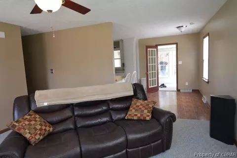 7035 Potter Ln, Gloucester, VA 23061 photo 5