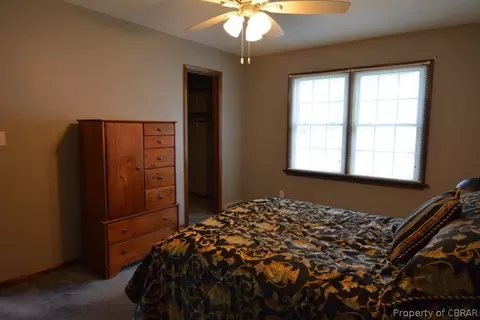 7035 Potter Ln, Gloucester, VA 23061 photo 18