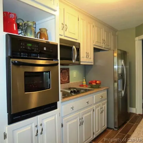 7406 Battery Dr, Gloucester Point, VA 23062 photo 6
