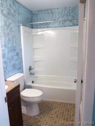 7590 Wagon Run Rd, Gloucester, VA 23061 photo 9