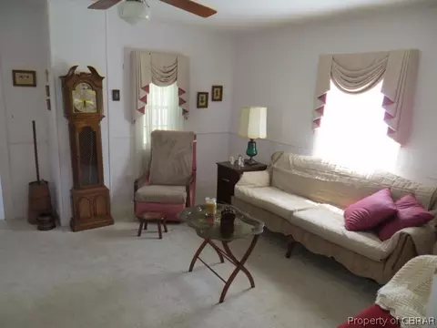 173 Piney Point Rd, Onemo, VA 23130 photo 7
