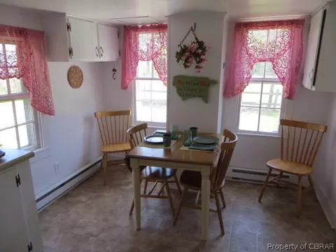 173 Piney Point Rd, Onemo, VA 23130 photo 6