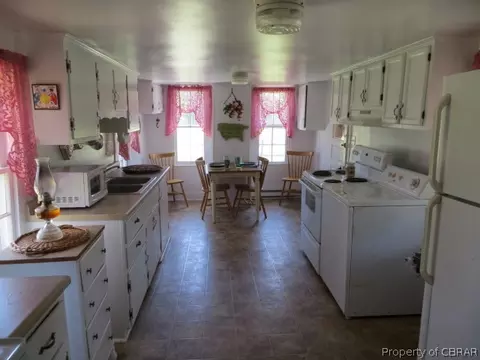 173 Piney Point Rd, Onemo, VA 23130 photo 5