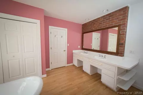 185 Walden Dr, Weems, VA 22576 photo 11