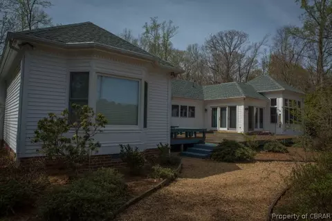 185 Walden Dr, Weems, VA 22576 photo 19