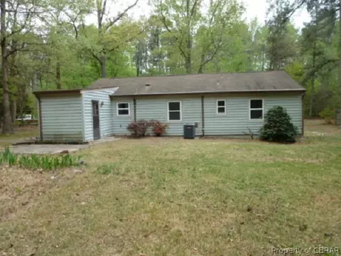 4523 Hickory Fork Rd, Gloucester, VA 23061 photo 2