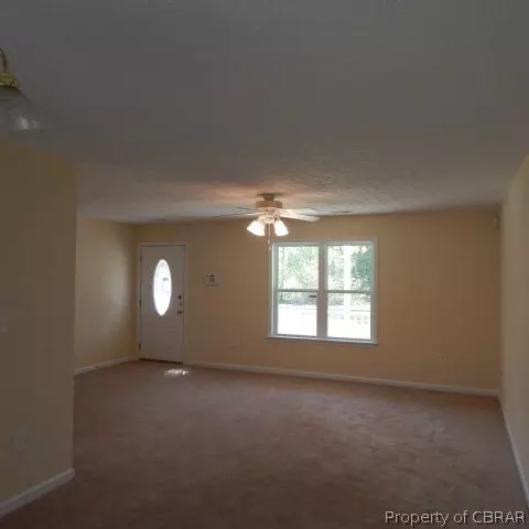 12299 Beech Trl, Gloucester, VA 23061 photo 4