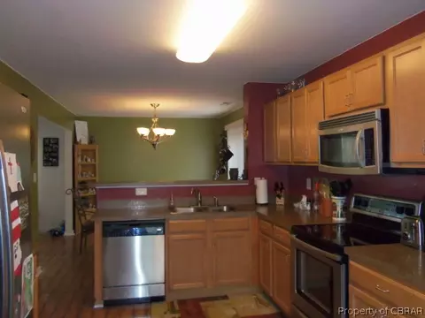 7363 Jeanne Dr, Gloucester, VA 23061 photo 7