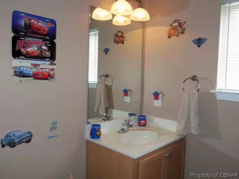 7363 Jeanne Dr, Gloucester, VA 23061 photo 14