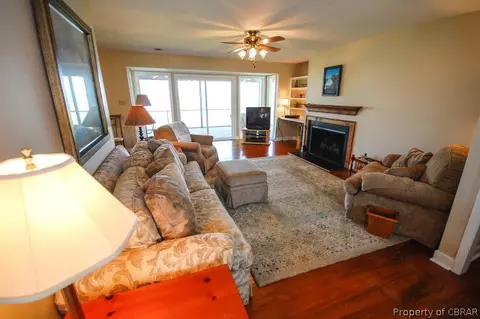54 Clarke Rd, Topping, VA 23169 photo 10