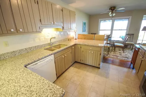 54 Clarke Rd, Topping, VA 23169 photo 17