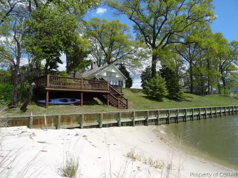 4456 Hermitage Ln, Gloucester, VA 23061 photo 7