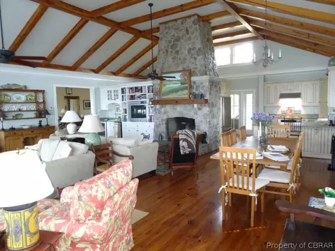 4456 Hermitage Ln, Gloucester, VA 23061 photo 13