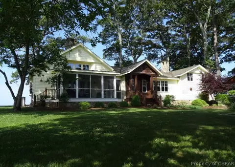 4456 Hermitage Ln, Gloucester, VA 23061 photo 1