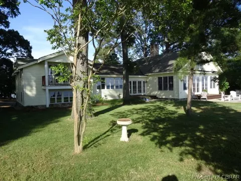 4456 Hermitage Ln, Gloucester, VA 23061 photo 4