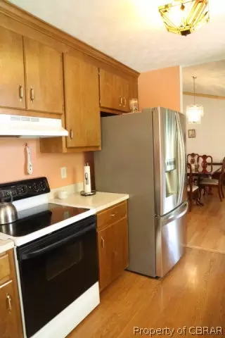 9235 Marfield Dr, Gloucester, VA 23061 photo 4