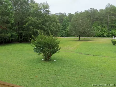 9128 Indian Rd, Gloucester, VA 23061 photo 2