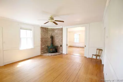 6521 T C Walker Rd, Gloucester, VA 23061 photo 7