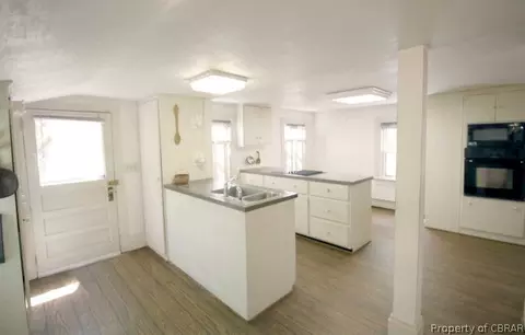6521 T C Walker Rd, Gloucester, VA 23061 photo 10