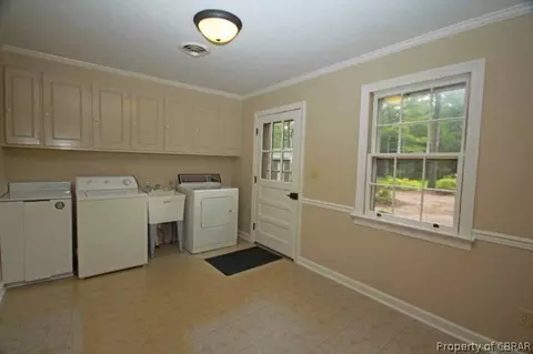 6298 Ware Point Rd, Gloucester, VA 23061 photo 10