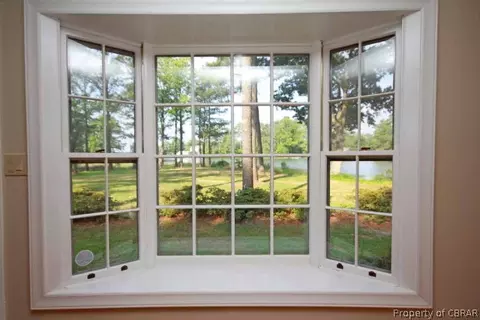 6298 Ware Point Rd, Gloucester, VA 23061 photo 5