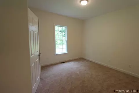 7170 Jason Dr, Gloucester, VA 23061 photo 5