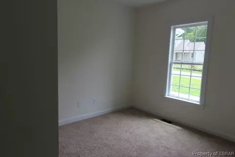 7170 Jason Dr, Gloucester, VA 23061 photo 4