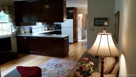 1769 Gloucester Rd, Gloucester Point, VA 23062 photo 12