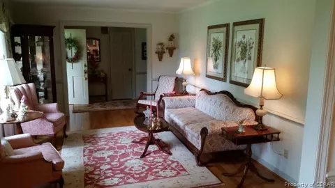 1769 Gloucester Rd, Gloucester Point, VA 23062 photo 7