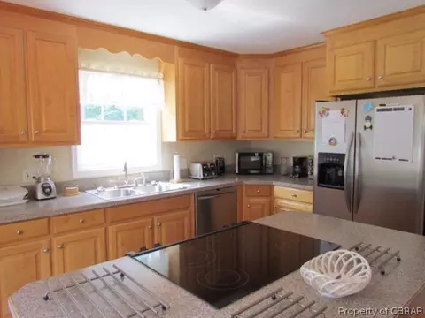 6089 Carter Hill St, Gloucester, VA 23061 photo 9