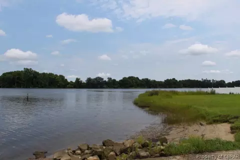 12310 Pine Trl, Gloucester, VA 23061 photo 24