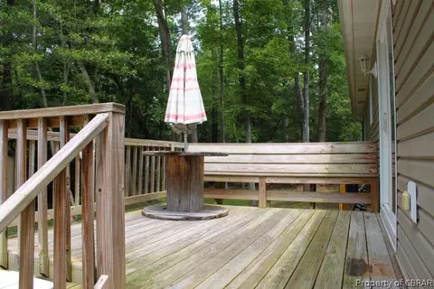 12310 Pine Trl, Gloucester, VA 23061 photo 7