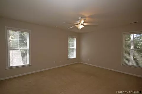 6778 Mann Ave, Gloucester, VA 23061 photo 10
