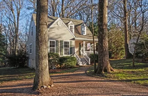 7253 Botetourt Ave, Gloucester, VA 23061 photo 19