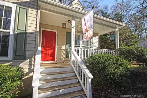 7253 Botetourt Ave, Gloucester, VA 23061 photo 2