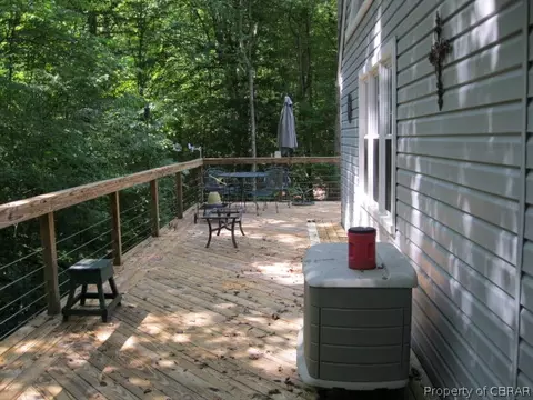 3997 Beechwood Ln, Gloucester, VA 23061 photo 2