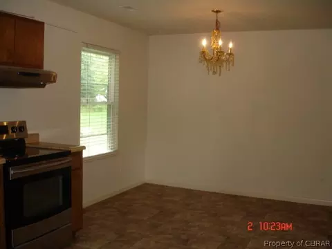1875 Gloucester Point Dr, Gloucester Point, VA 23062 photo 4