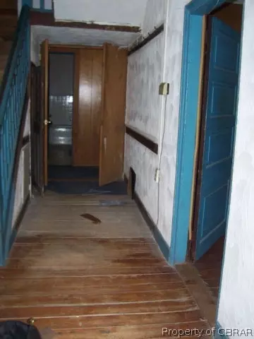 7990 Ark Rd, Gloucester, VA 23061 photo 2